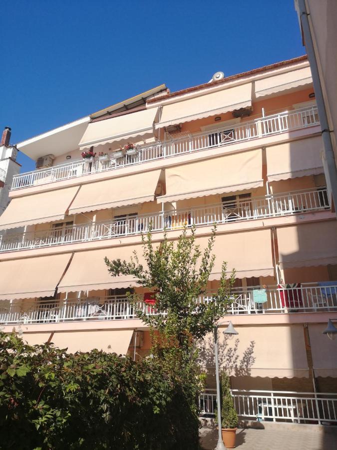Villa Vienni Paralía Екстериор снимка