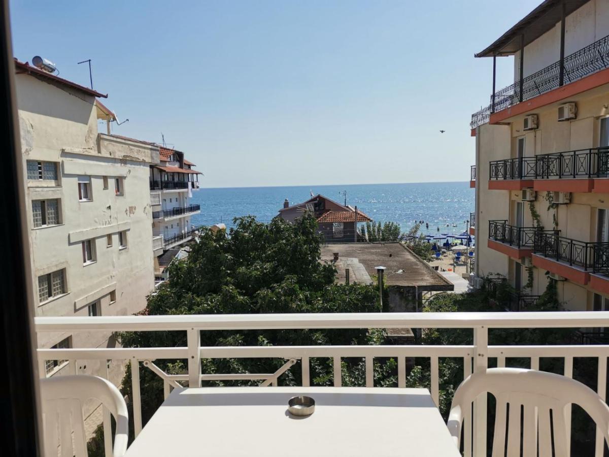 Villa Vienni Paralía Екстериор снимка
