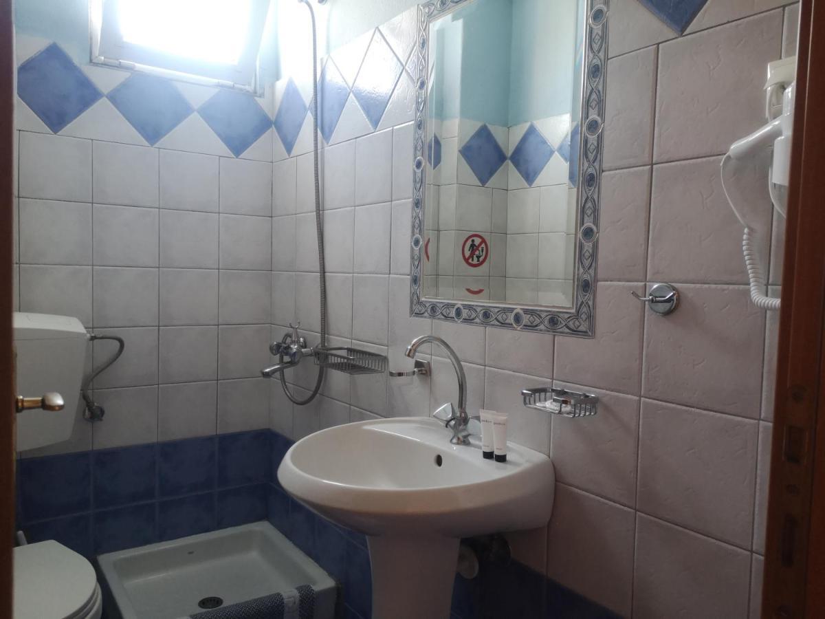 Villa Vienni Paralía Екстериор снимка